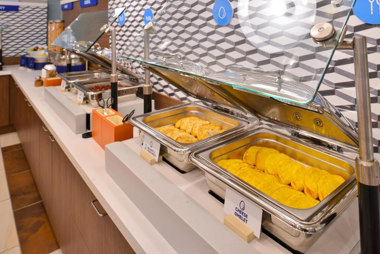 Express & - - Concord By Ihg 3* Painesville